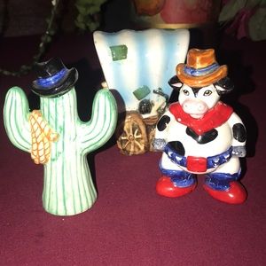 Russ salt and pepper shakers